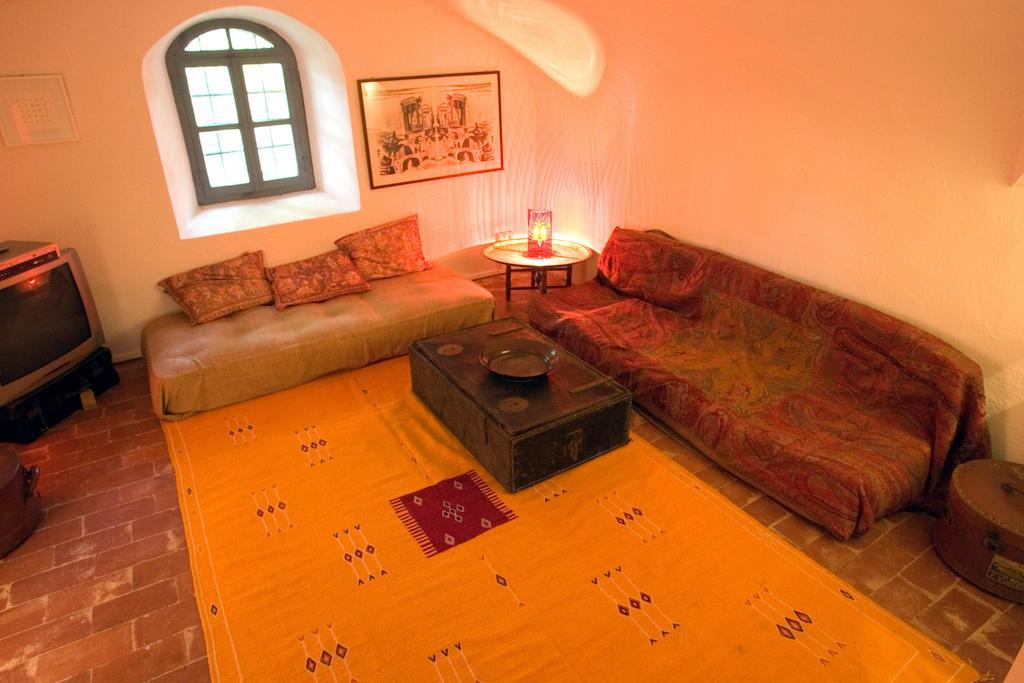 Giarole Castello Sannazzaro B&B מראה חיצוני תמונה